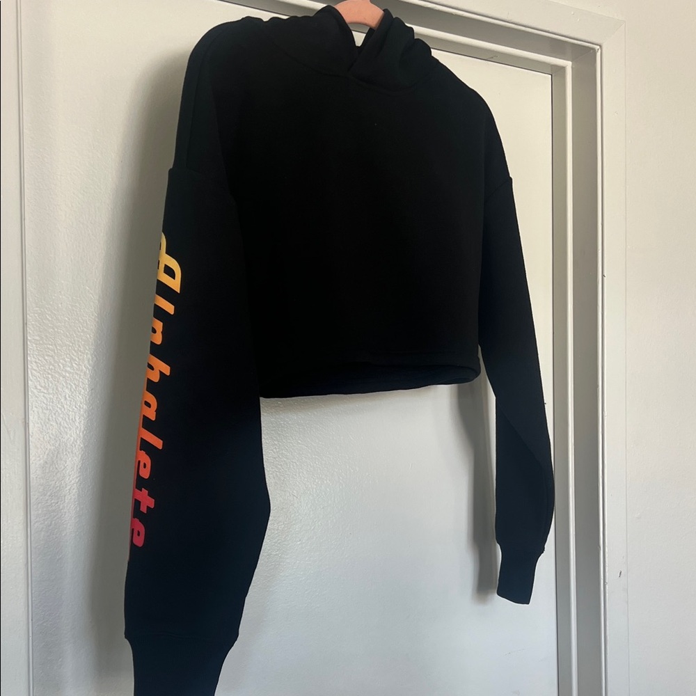 Alphalete Women's Black cropped Hoodie with Colorful Sleeve - new.